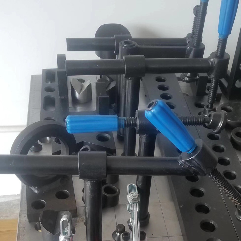 Aw ye kunnafoni wɛrɛw kalan 3×5 welding tabali kan .